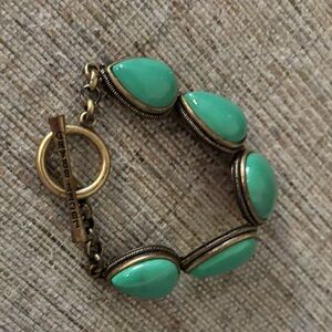 Green stone gold bracelet
